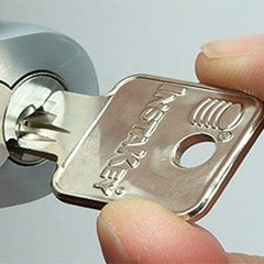 A zárkészítés, zárjavítás, zárcsere története